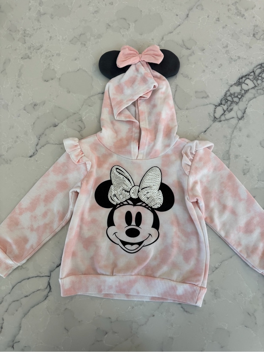 Disney Minnie Pink and White Sweatshirt Size 3T